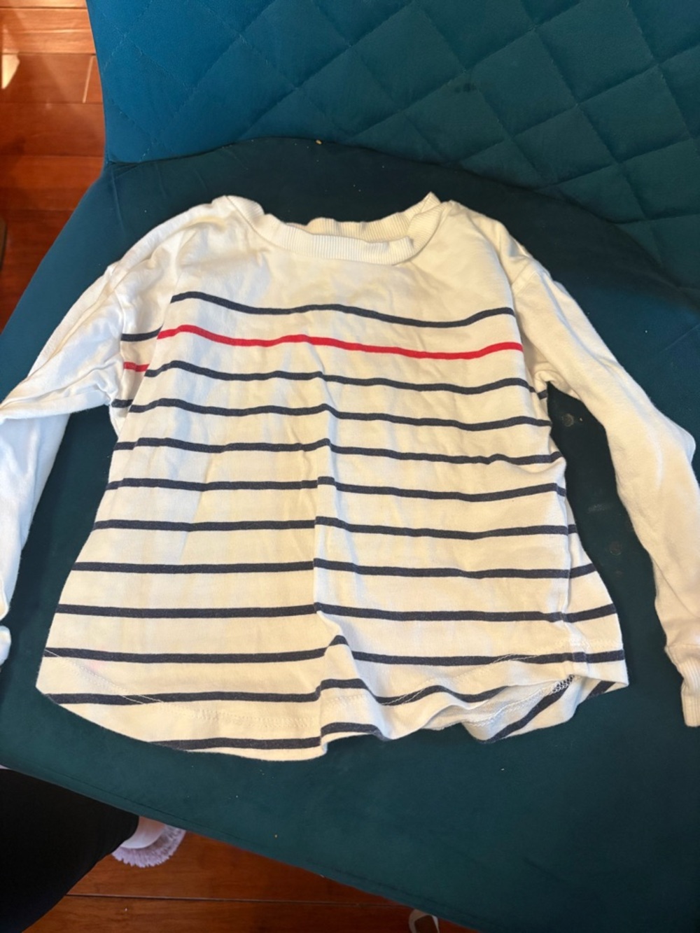 Vineyard Vines White Long-Sleeve Tee with Navy & Red Stripes
